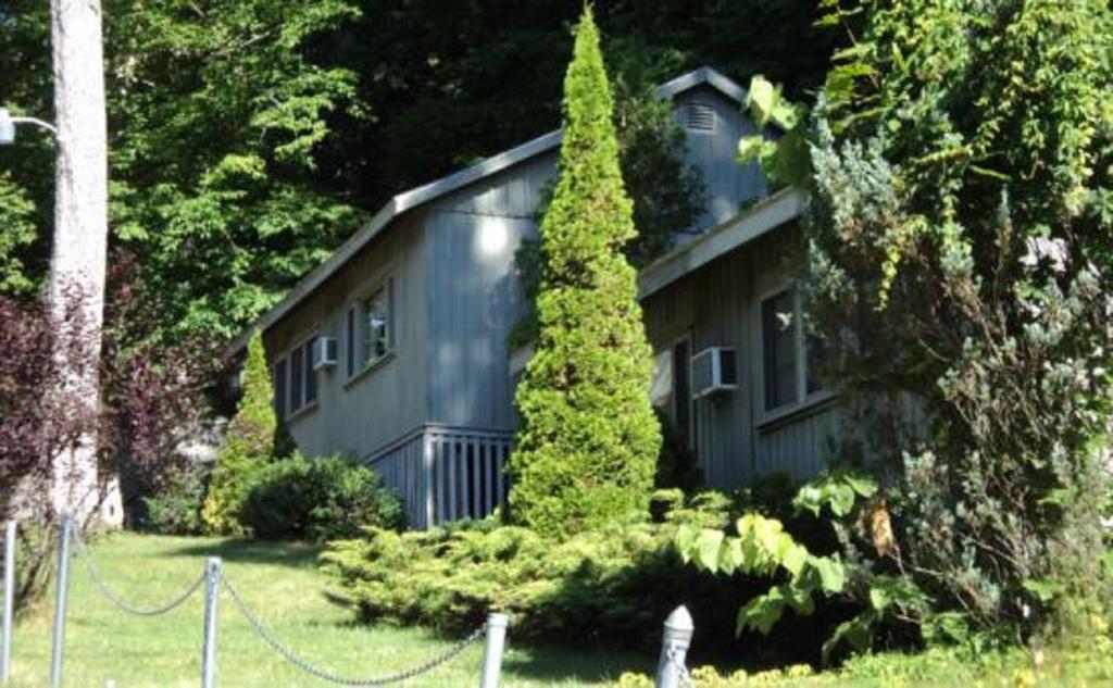 The Stone Gate Resort 乔治湖 外观 照片