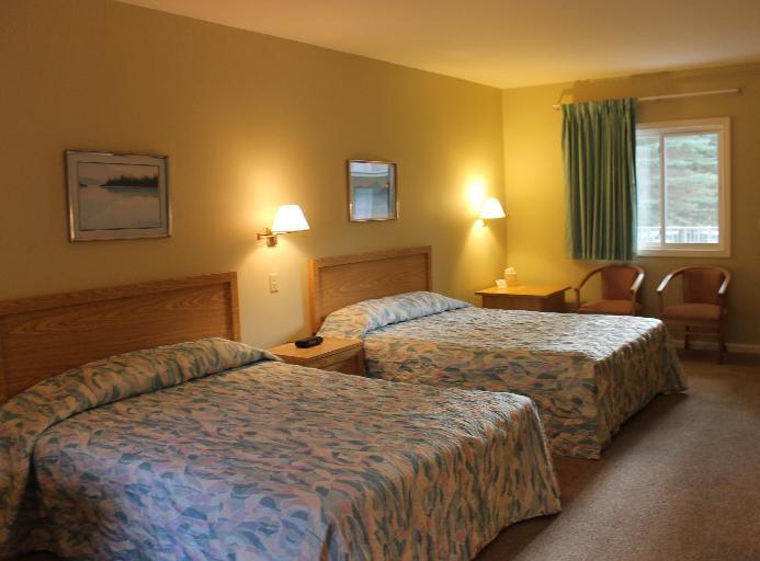 The Stone Gate Resort 乔治湖 外观 照片